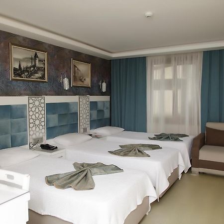 Istanbul River Hotel ภายนอก รูปภาพ