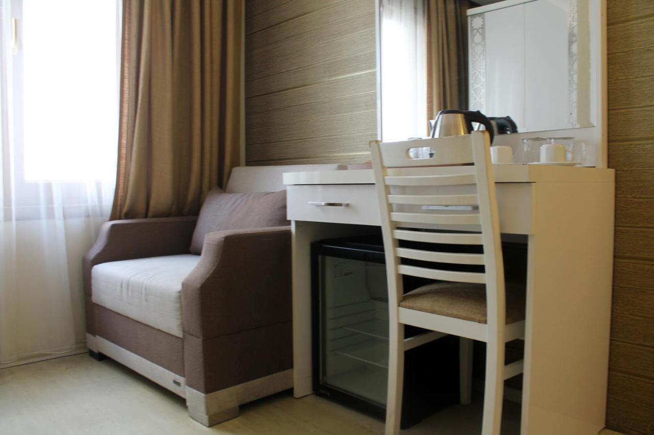Istanbul River Hotel ภายนอก รูปภาพ