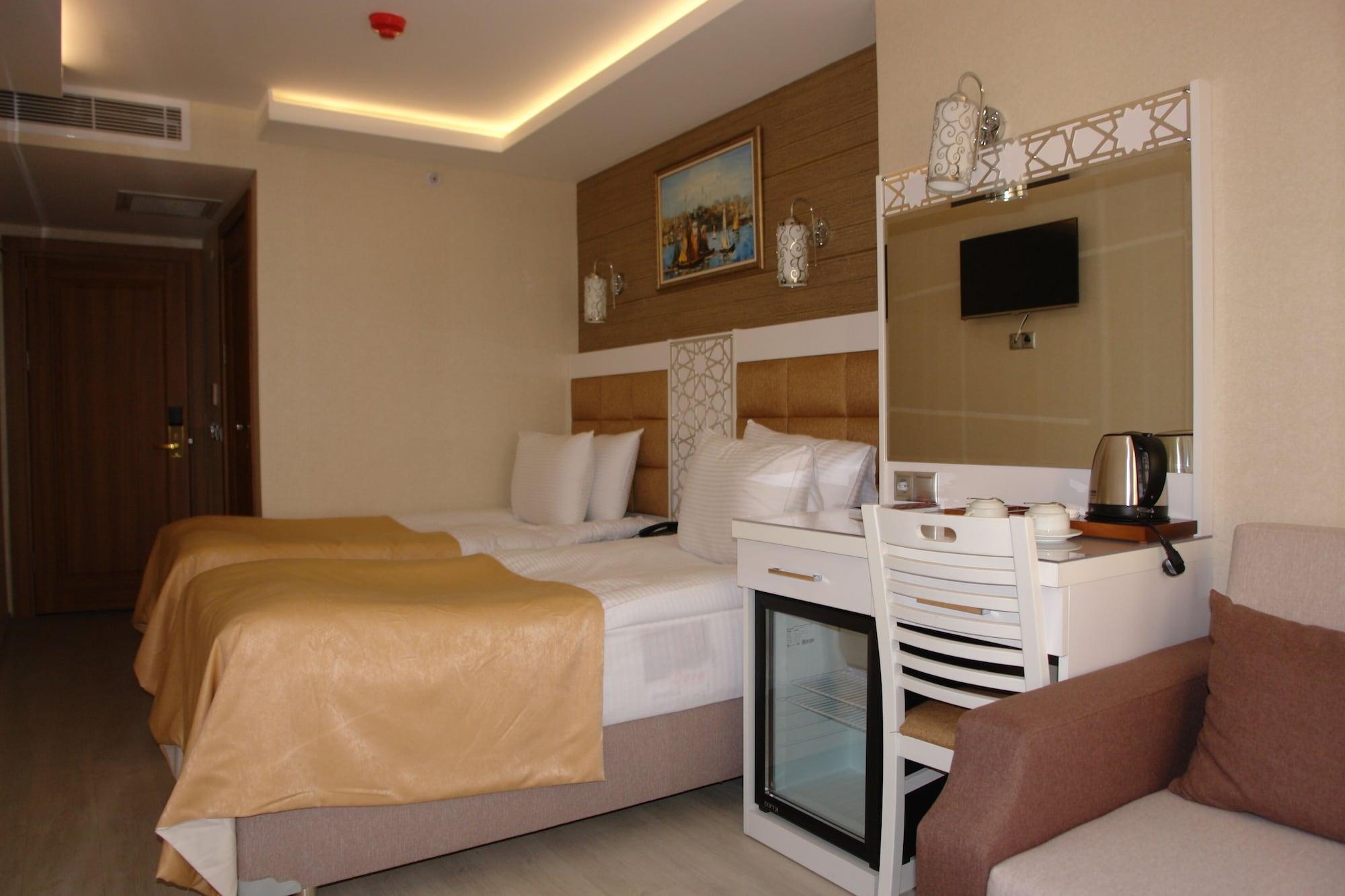 Istanbul River Hotel ภายนอก รูปภาพ