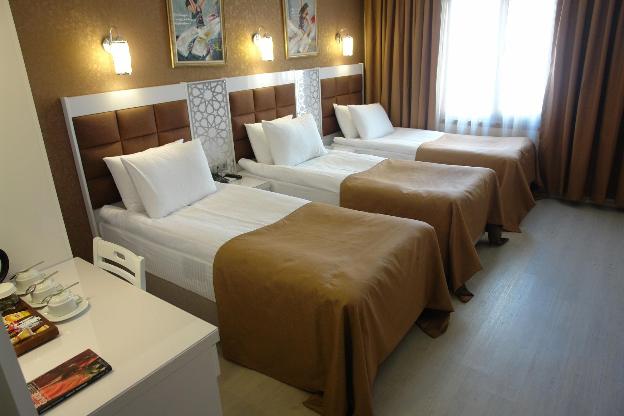 Istanbul River Hotel ภายนอก รูปภาพ