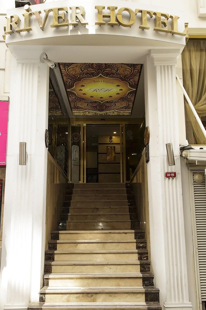 Istanbul River Hotel ภายนอก รูปภาพ