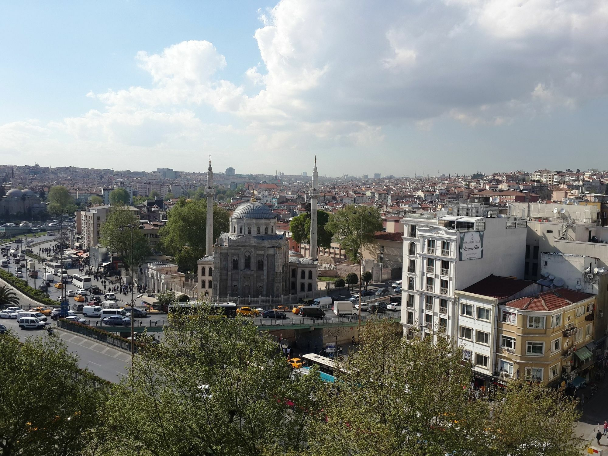 Istanbul River Hotel ภายนอก รูปภาพ